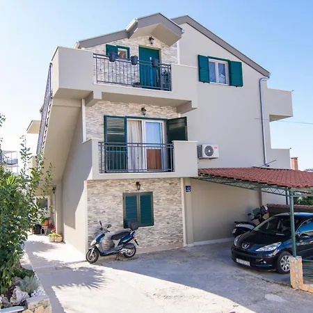 شقة With A Parking Space Okrug Gornji, Ciovo - 22799 تروغير