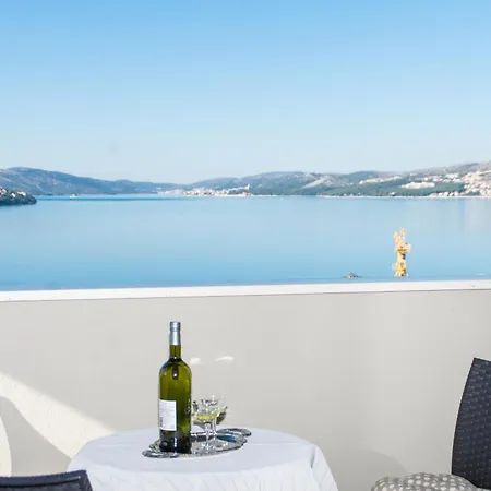 With A Parking Space Okrug Gornji, Ciovo - 22799 Trogir