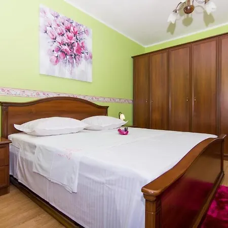 With A Parking Space Okrug Gornji, Ciovo - 22799 Apartment