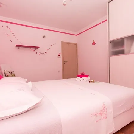 Apartment With A Parking Space Okrug Gornji, Ciovo - 22799 *